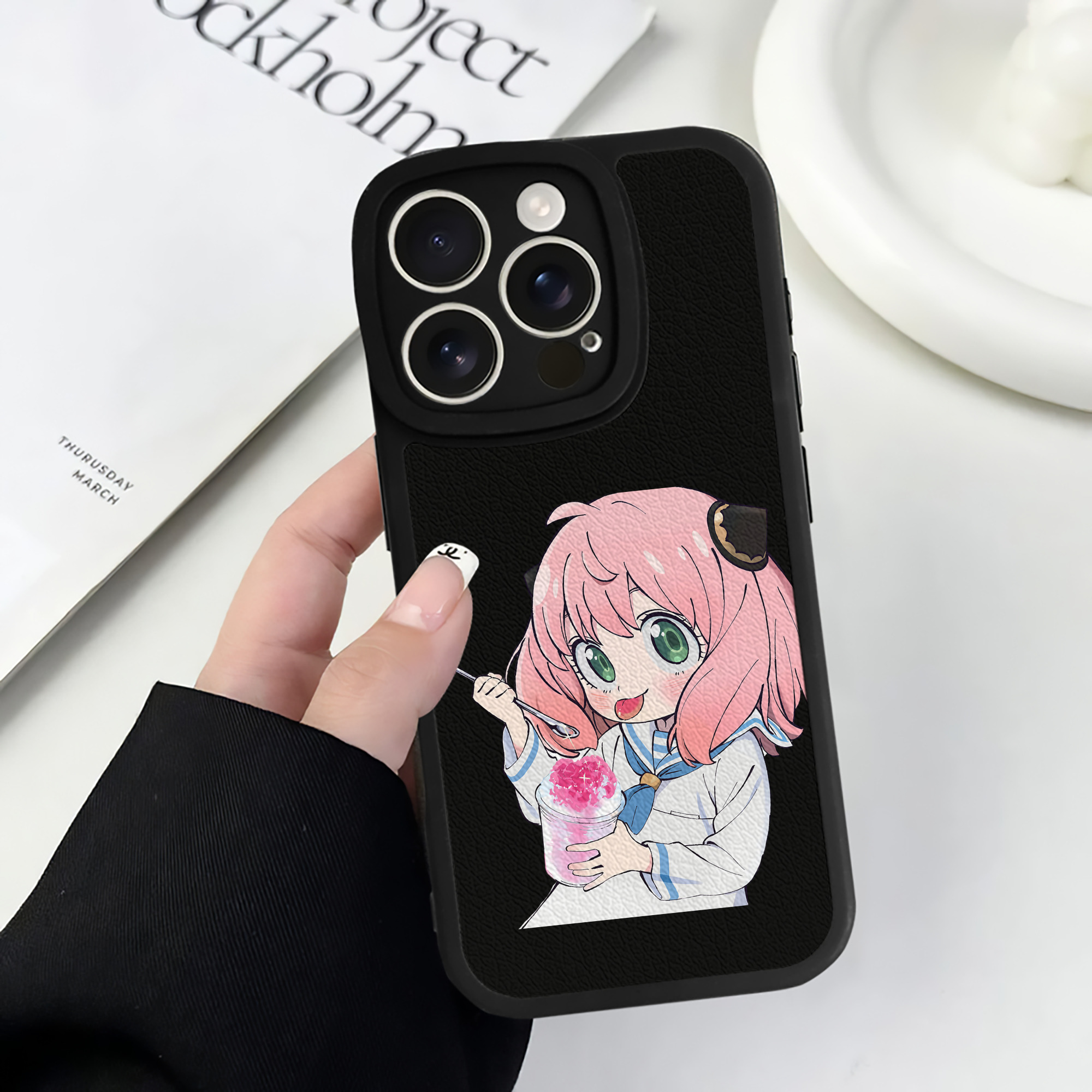 （画像用） SPY×FAMILY间谍家家酒 【iPhone 16シリーズ対応】シリコンスマホケース（レザー調） 材質：シリコン